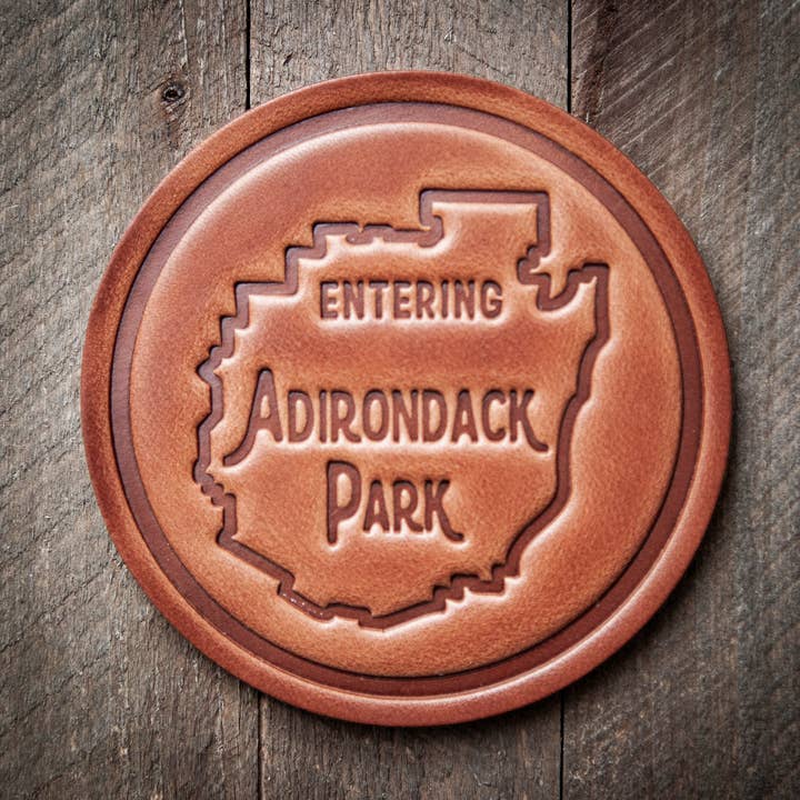 Sous-verre en cuir Adirondack Park pour la vente par Sugarhouse Leather