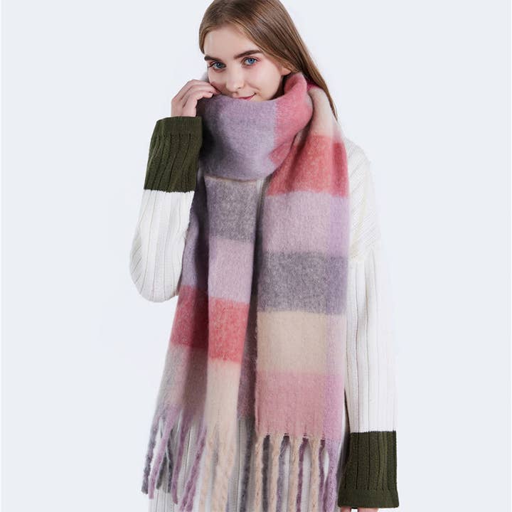 ACCITY - Wholesale Scarf - Women's - WOMEN FRINGED KNITTED PLAID SHAWL SCARF_CWASC0167