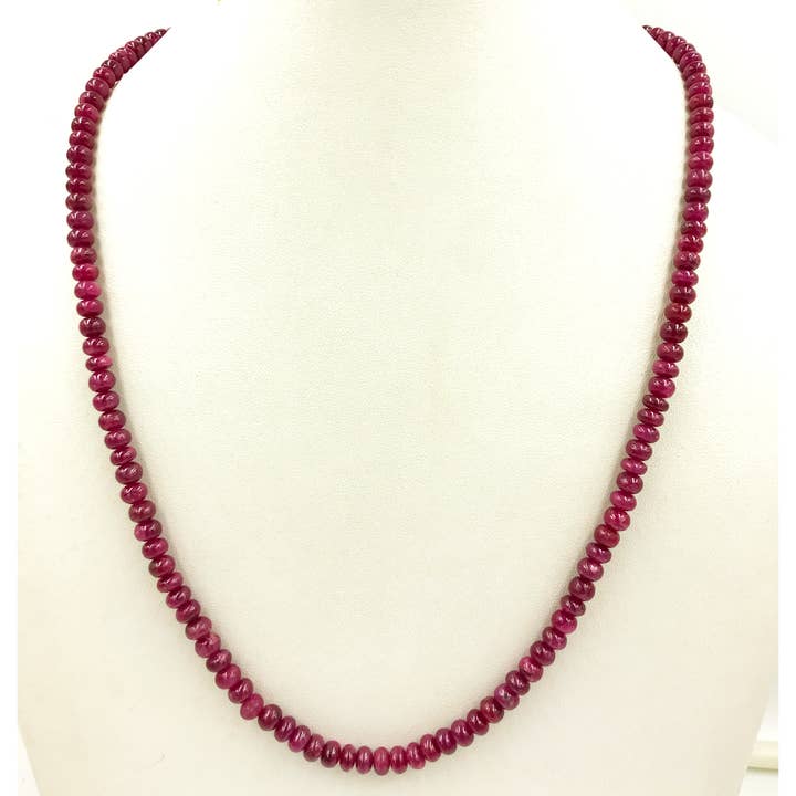 Collier de pierres précieuses à facettes rubis pour la vente par Weatherham Estate Treasures