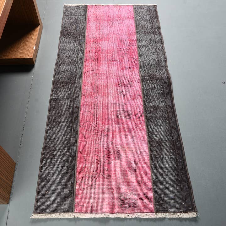 2.4x5.1 Ft Pink Patchwork Rug, Modern Handmade Decor for wholesale by Vintage Rugs Loom