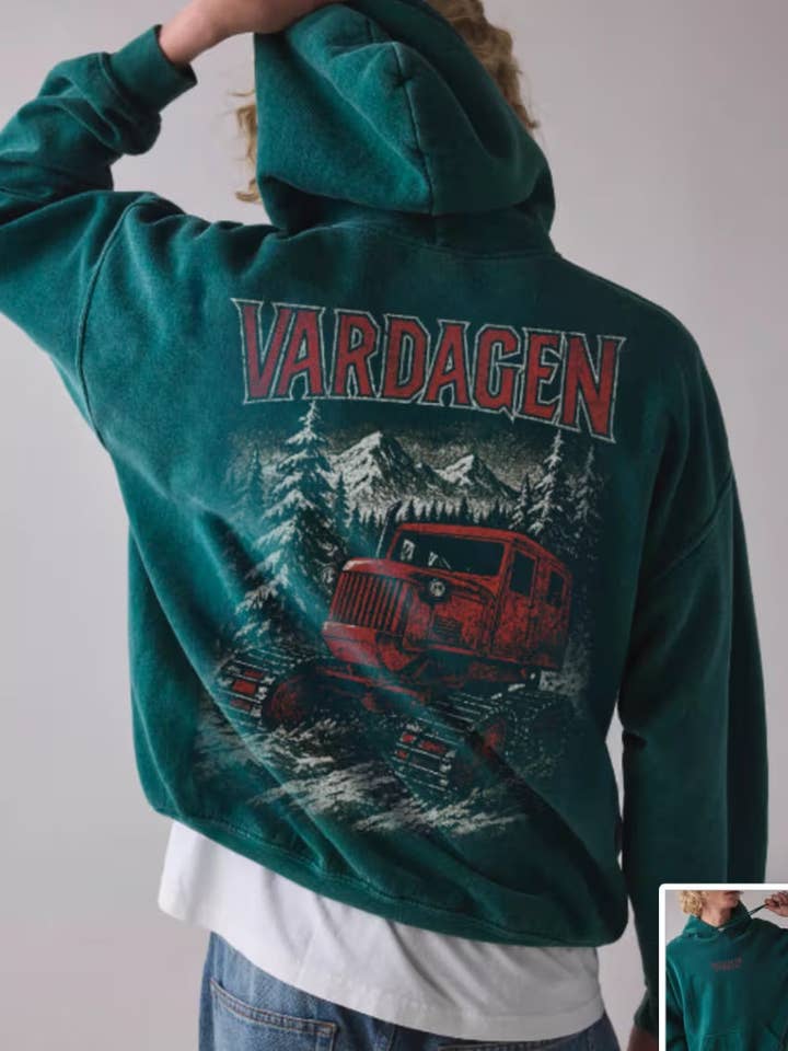 Snow Cat Hoodie for wholesale by Vardagen