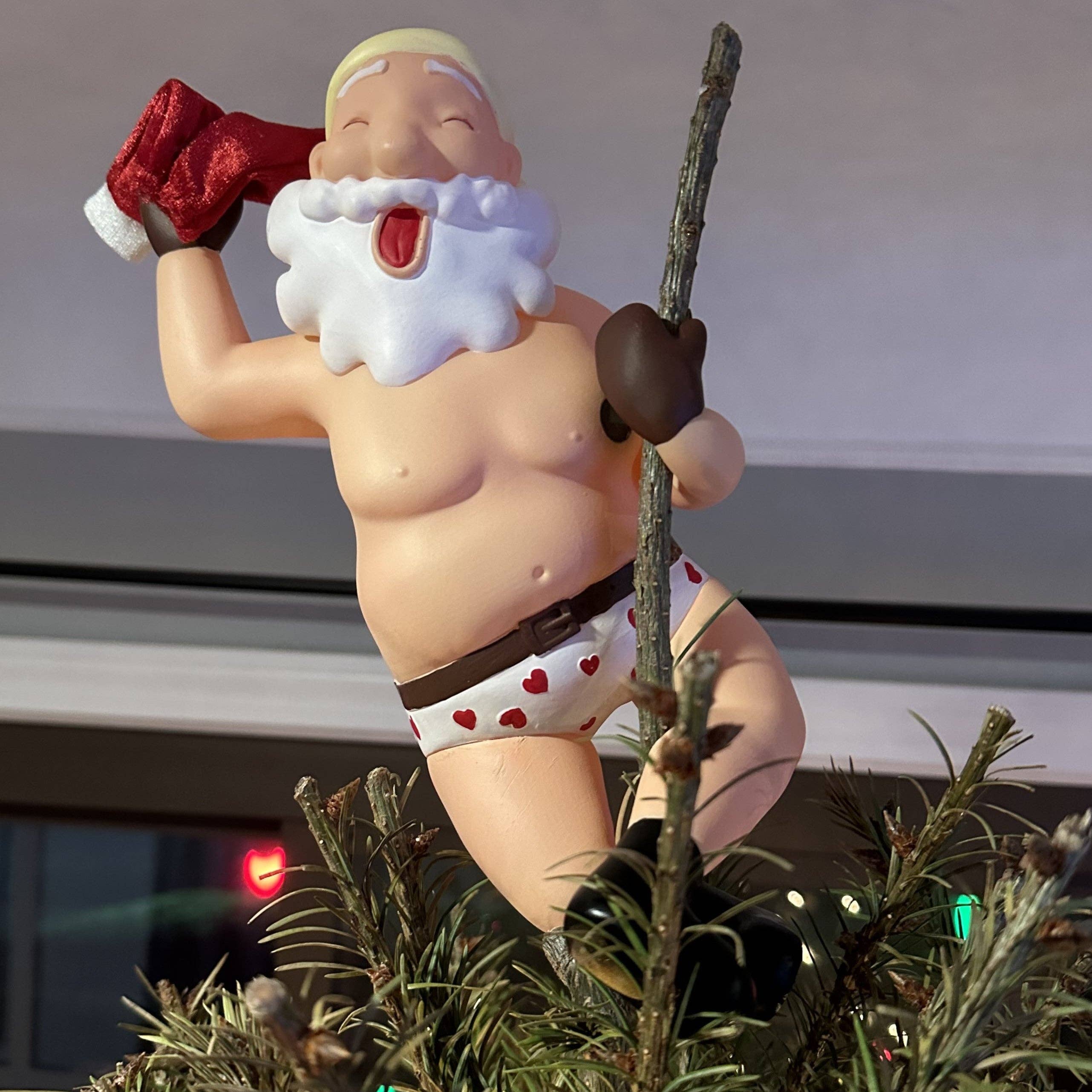Tree Buddees – wholesale Julstjärna – Stripping Santa Rolig Stripper Julgransdekoration - Stor 10"6