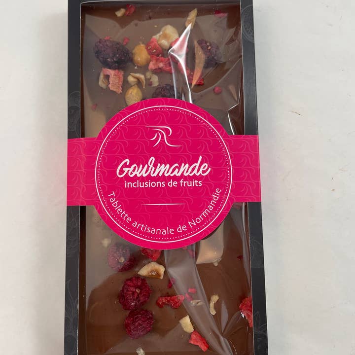 Royale Normande Chocolaterie - Vendita all'ingrosso Barretta di cioccolato - Tavoletta di cioccolato al latte con inclusioni di frutta - 90 g PP2265