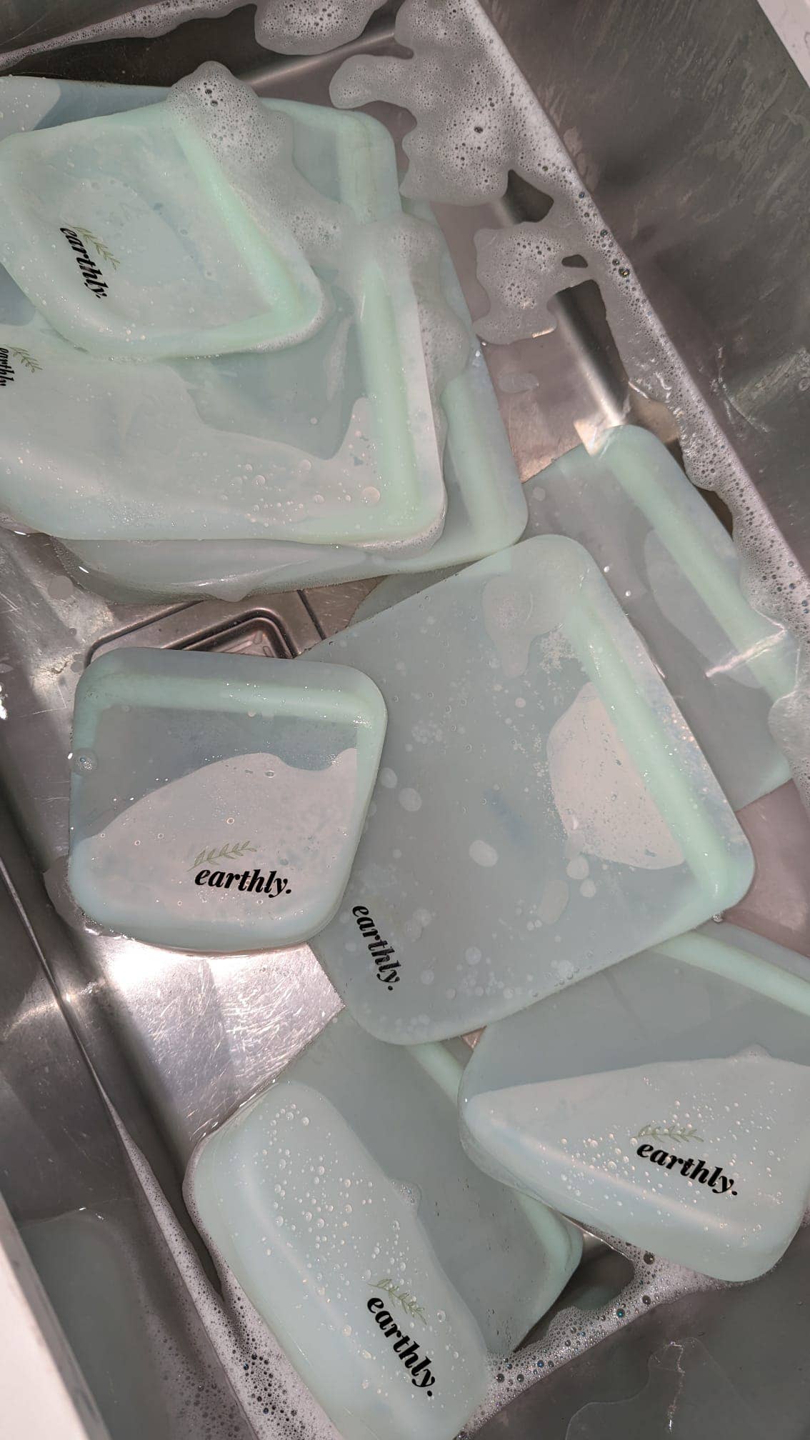 Earthly Change - Wholesale Food Storage Wrap/Bag - Reusable Silicone Bags4