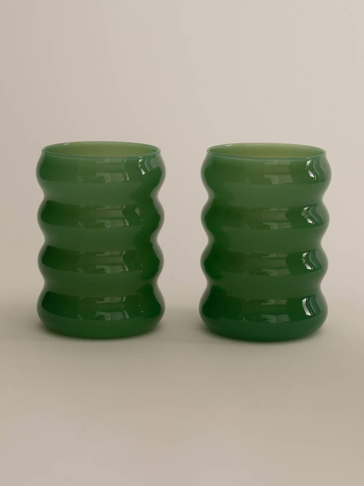 Bekerset met ondoorzichtige rimpelvormige cups, jade voor wholesale door Sophie Lou Jacobsen
