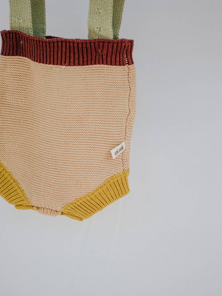 Short à bretelles Color Block pour la vente par Ani.Oak