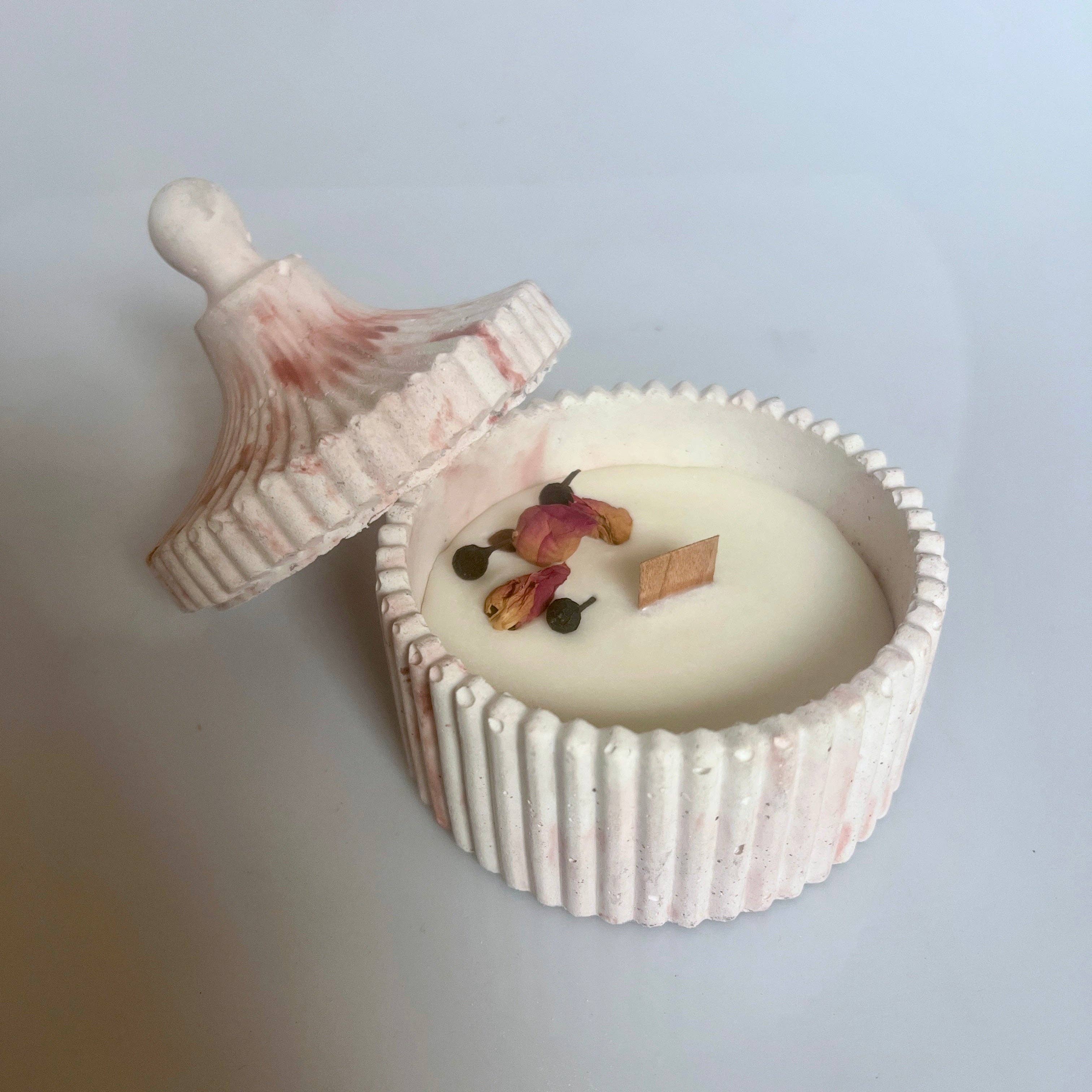 Koncretosa - Wholesale Jar/Filled Candle - Nina candle11