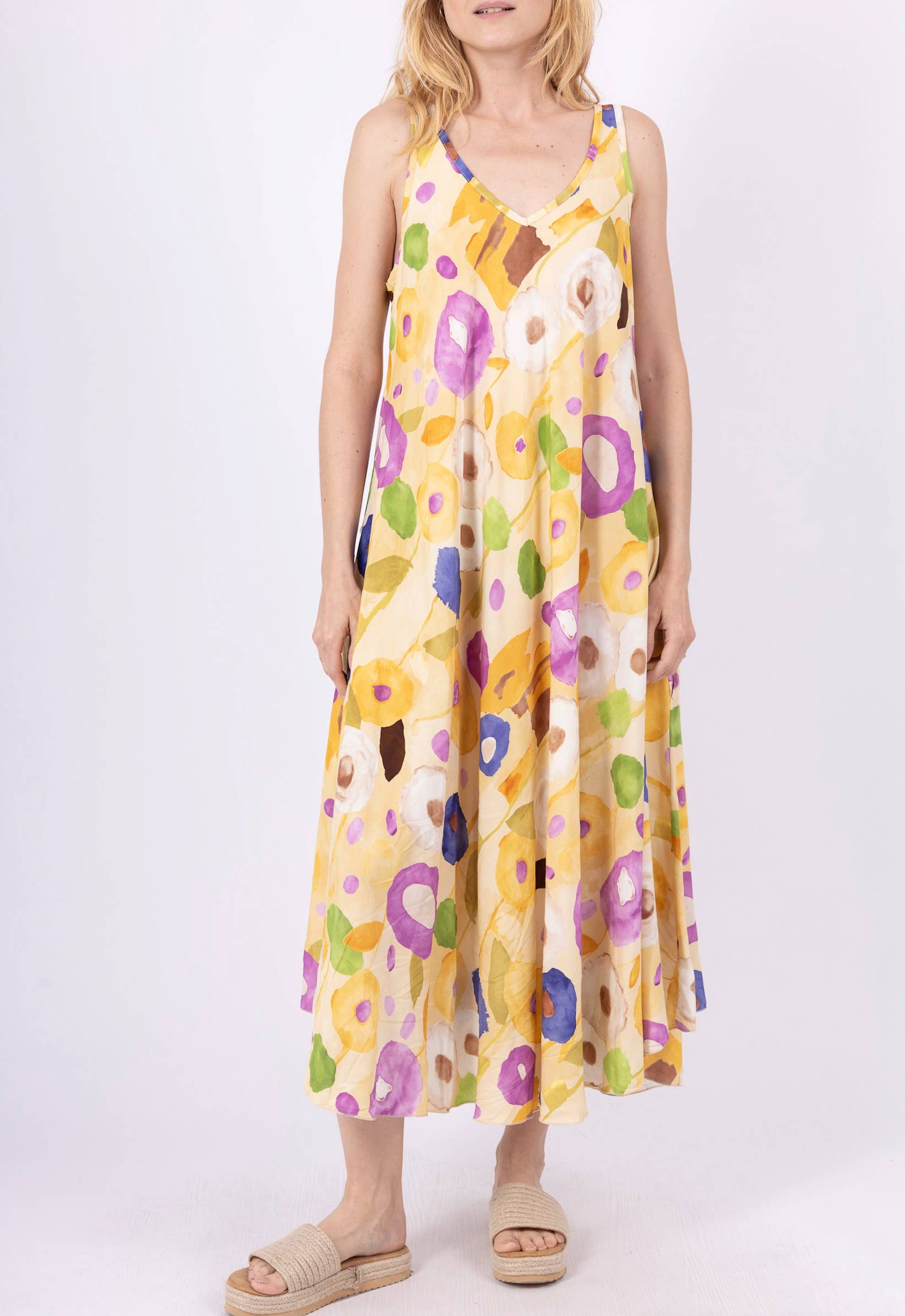 Happy look - Vente Robe – femme - Robe Longue à Bretelles Fleurie – Élégance et Légèreté10