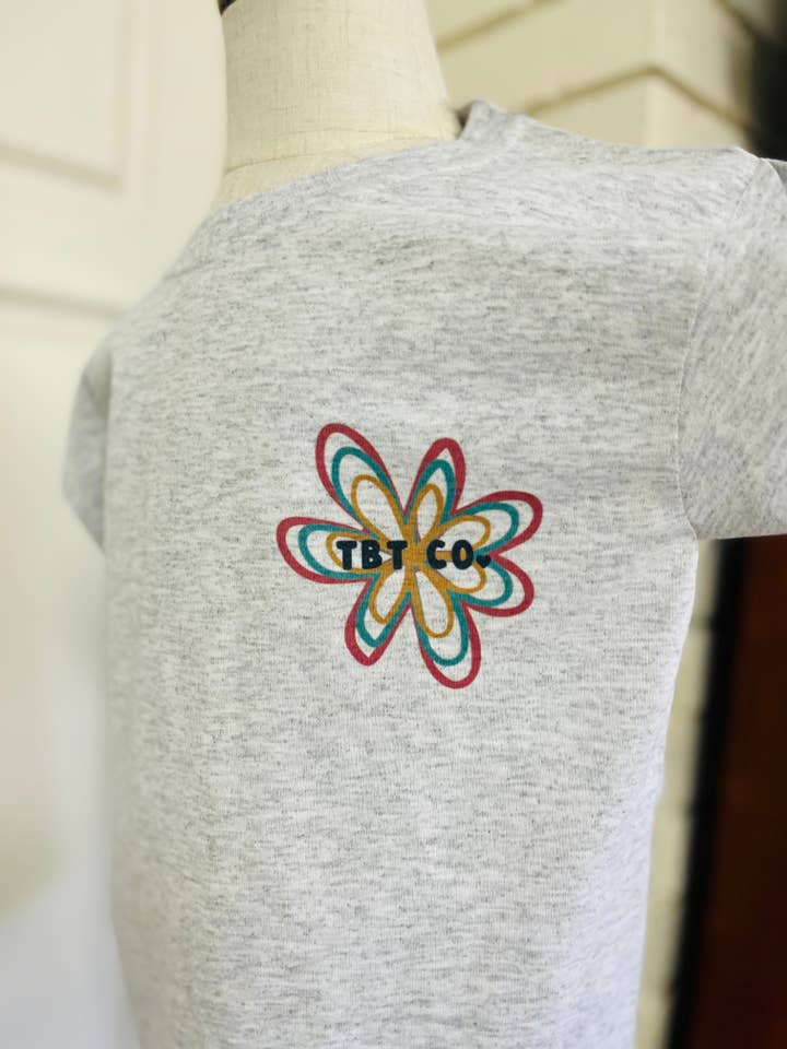 Two Brothers Tailoring Co. – wholesale Screen-printed t-shirt – Kids – Miss Piggy Girls Tee1