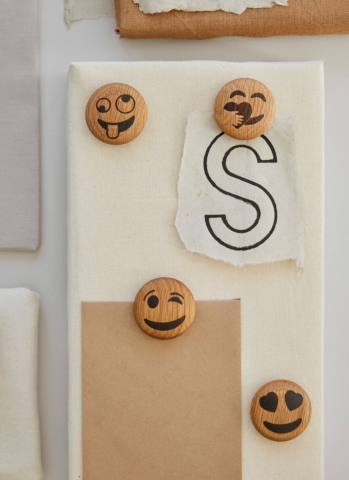 Spring Copenhagen - Wholesale Magnet - Winking, magnet3