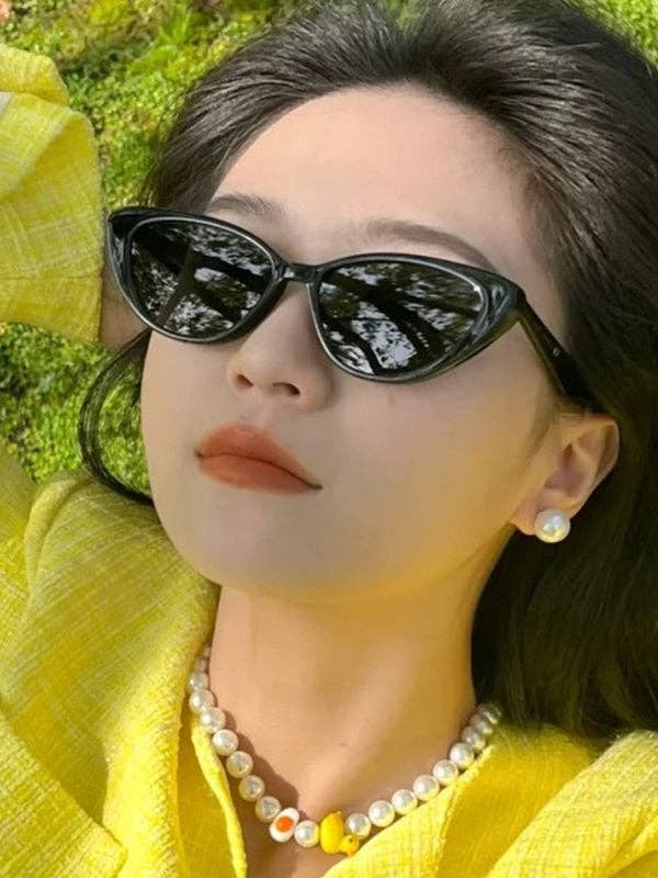 Plush Looks - Wholesale Sunglasses - Women's - Sun-Protection Geometric Sunglasses Accessories5