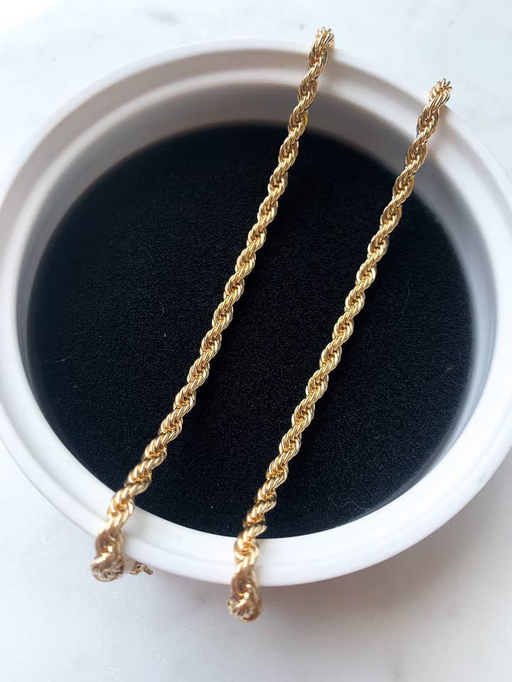 Set van 5 armbanden, goud gevulde touwketting armbanden, groothandel armbandjes,18kt goud gevuld, niet-aantasting sieraden, bulk bestelling, minimale bulkbestelling voor wholesale door Js Wholesale Jewelry