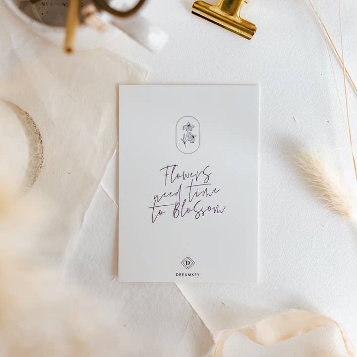 Kaart 2018Flowers need time to Blossom for wholesale by Dreamkey Design