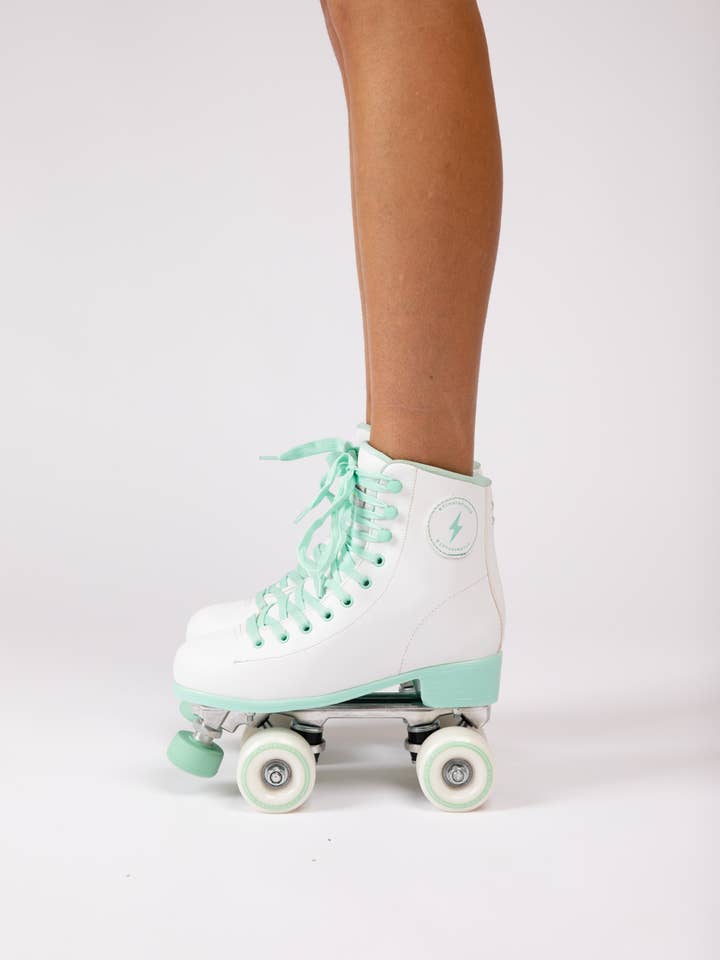 Flamingueo - Venta al por mayor Patines de ruedas - Mujer - Retro 4-Wheel Skates Unisex Durable White/Blue Color