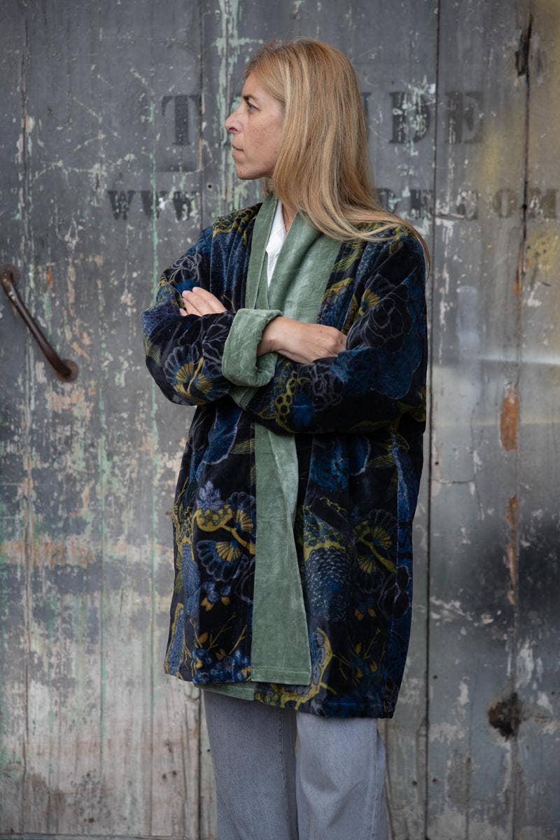 Sanjanaandme - Wholesale Kimono - Women's - Short velvet kimono1