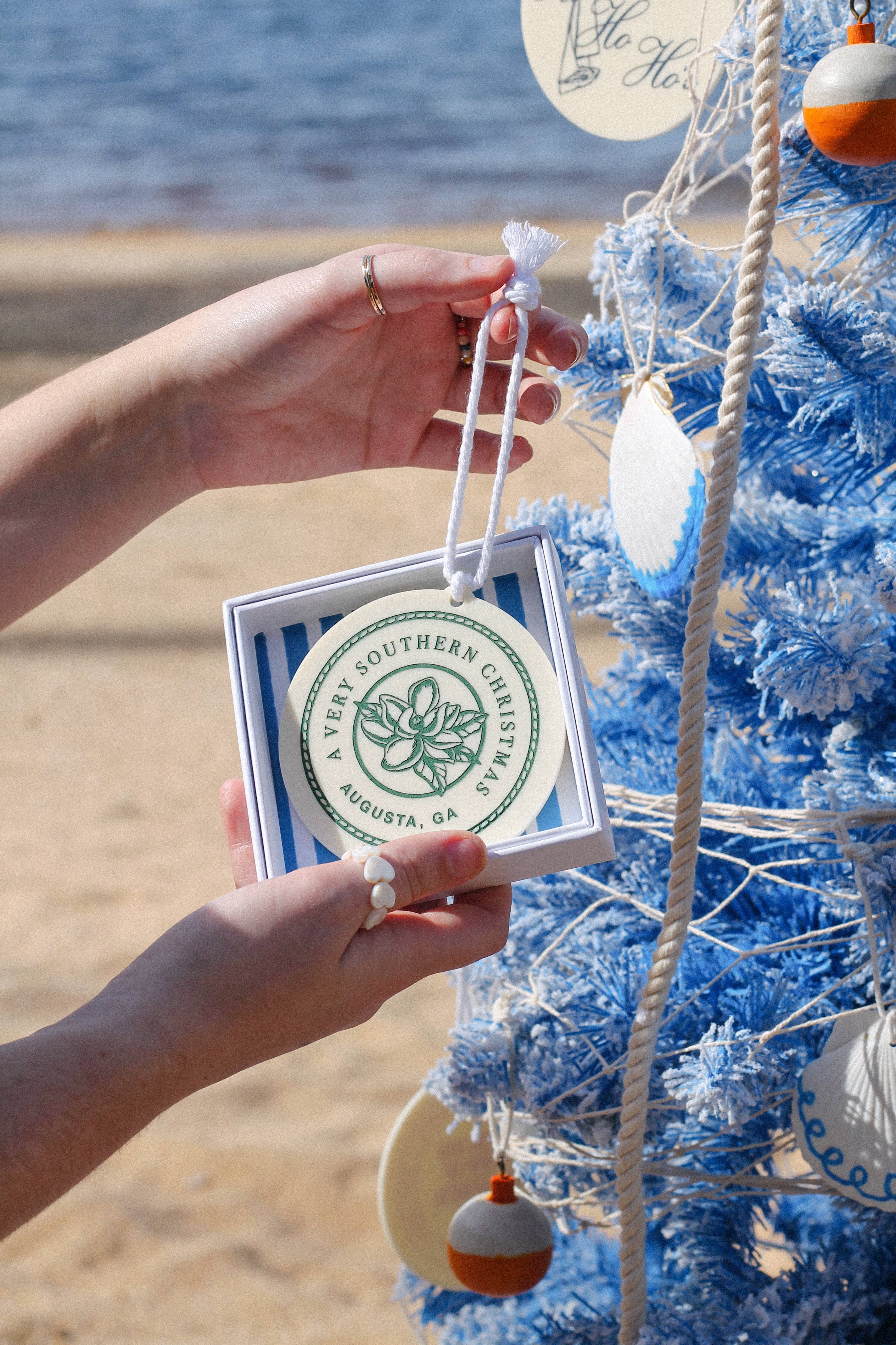 Freshwater Curated Goods – wholesale Prydnad – Anpassad mycket sydlig julprydnad