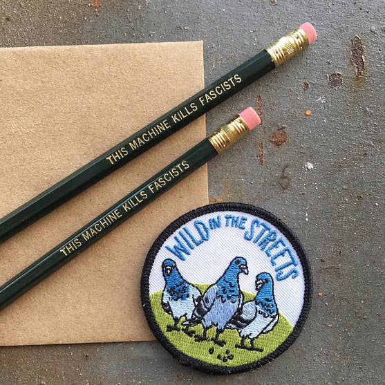 Frog & Toad Press - Vente Écusson - Patch sauvage dans les rues4