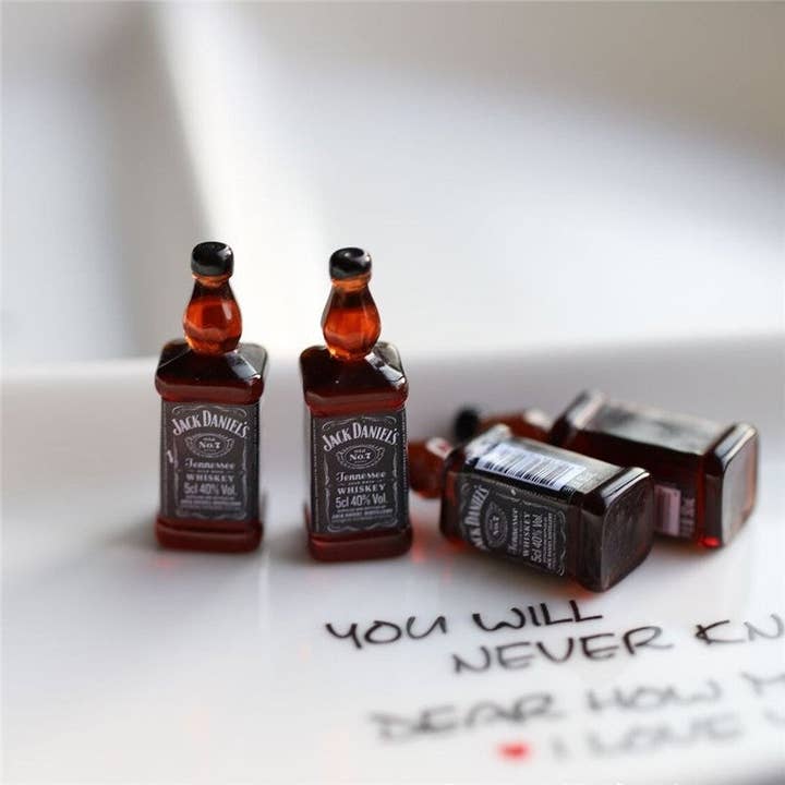 FurDecoration - Wholesale Decorative Tabletop Object - DIY Miniature Bottle Pendant Simulation