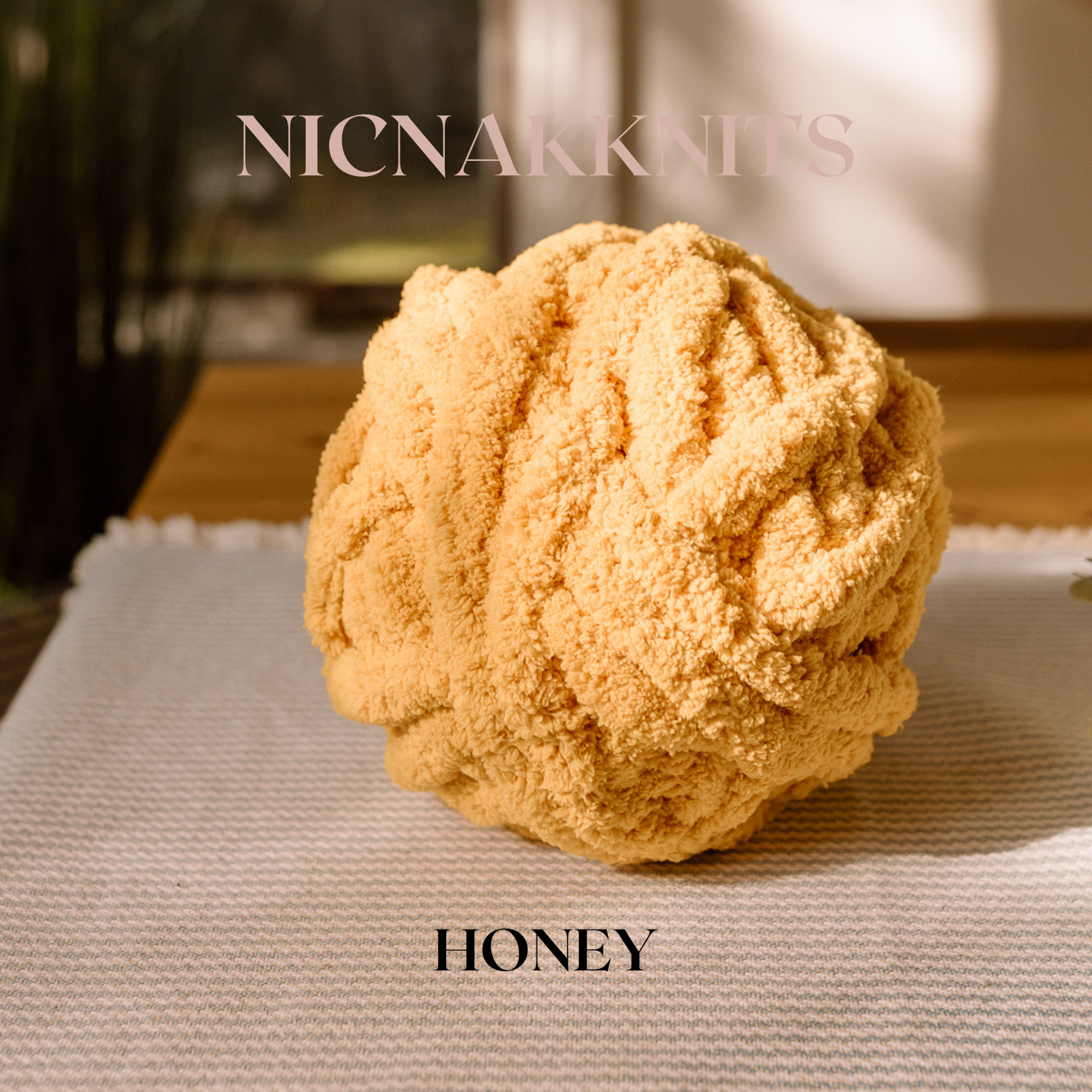 Nicnakknits - Wholesale Throw Blanket - Solid Colour - Handmade Chunky Knit Blanket9