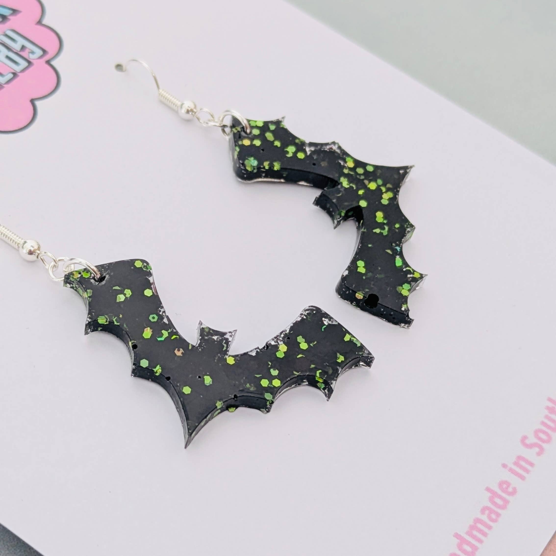 By Heather Filby - Wholesale Hangende/ronde oorbellen - Vleermuis Glitters Oorbellen1