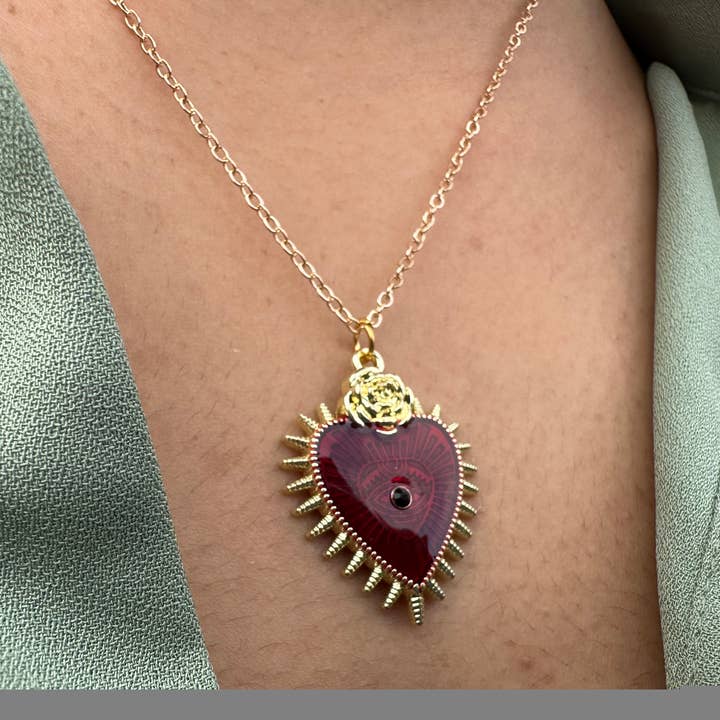 Gemscape UK – wholesale Pendant/charm necklace – Bleeding Heart Necklace - with Rose gold emboss, intricate9
