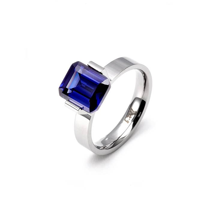 Bague de fiançailles taille émeraude bleue 3 carats RG210WBL B.Tiff pour la vente par B.Tiff