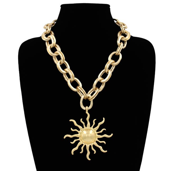 Sensibling Corp. - Wholesale Pendant/Charm Necklace - Radiant Sun Pendant Bold Chain Statement Necklace2