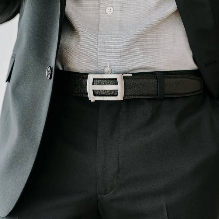 Kore Essentials – wholesale Bälte - Herr – Titan titan spänne & svart full korn läder bälte3