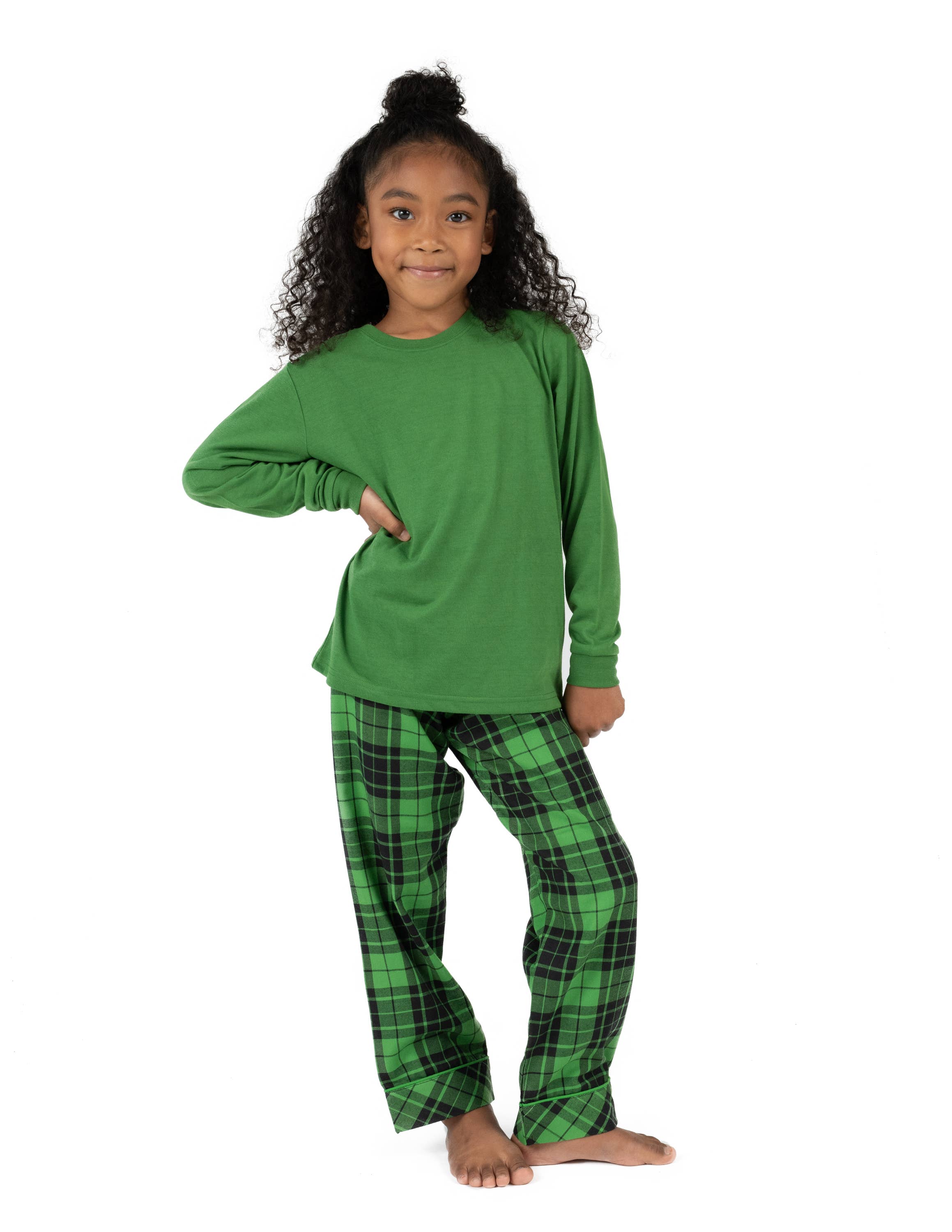 Leveret Pajamas - Wholesale Sleepwear Set - Kids - Kids Pajamas Poly Top & Flannel Feel Pants