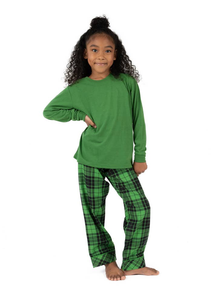 Leveret Pajamas - Wholesale Sleepwear Set - Kids - Kids Pajamas Poly Top & Flannel Feel Pants0