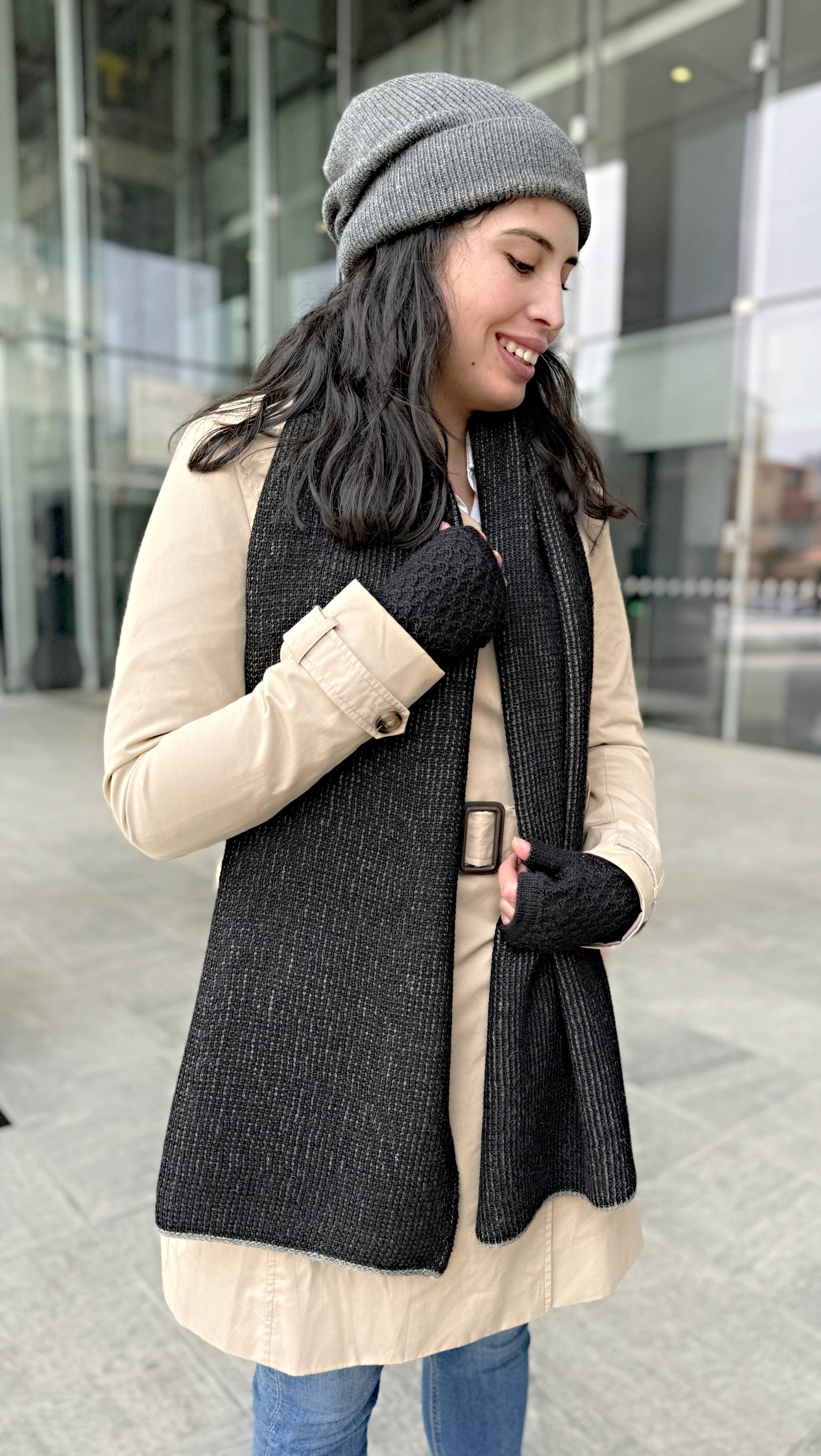 TINKU - Celebrating Bolivian Heritage - Vendita all'ingrosso Stola - Donna - Sciarpa bifacciale 100% BABY ALPACA (YANANTIN) dalla Bolivia 3