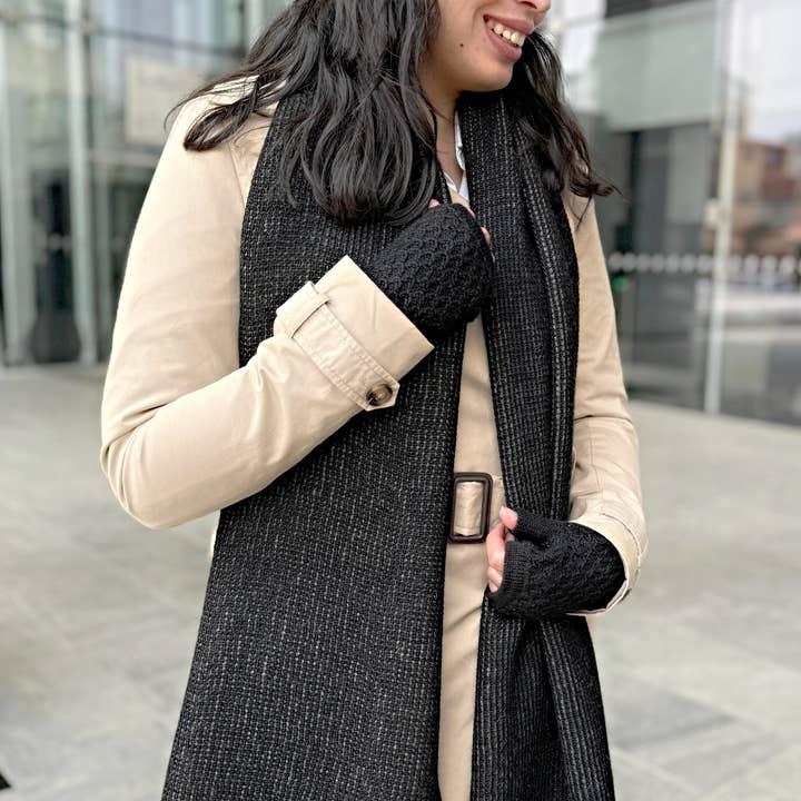 TINKU - Celebrating Bolivian Heritage - Vendita all'ingrosso Stola - Donna - Sciarpa bifacciale 100% BABY ALPACA (YANANTIN) dalla Bolivia 3