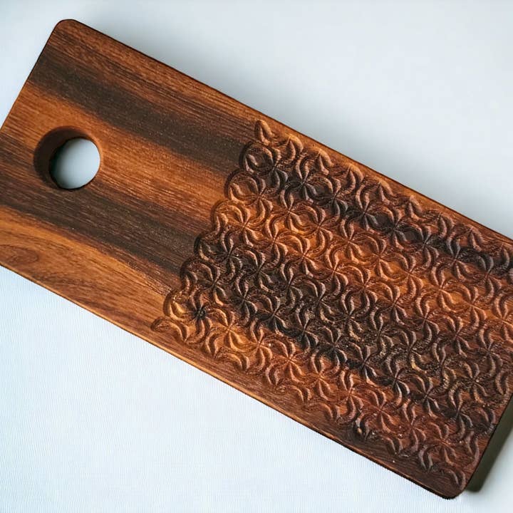 Luigi's Wood Shop - Wholesale Pasta Maker - Gnocchi Board with Artistic Pattern3