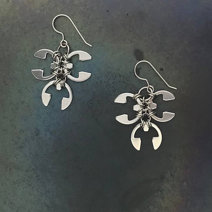 Boucles d'oreilles Ivy pour la vente par Wraptillion