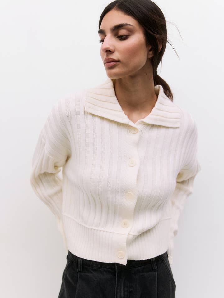 O Cardigan Joni | Cardigan Grosseiro com Gola Canelada por atacado de MOD REF