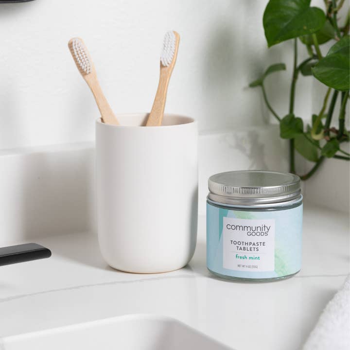 Community Goods - Wholesale Toothpaste - Glass Jar - Whitening Mint Toothpaste Tablet: Vegan, Natural1