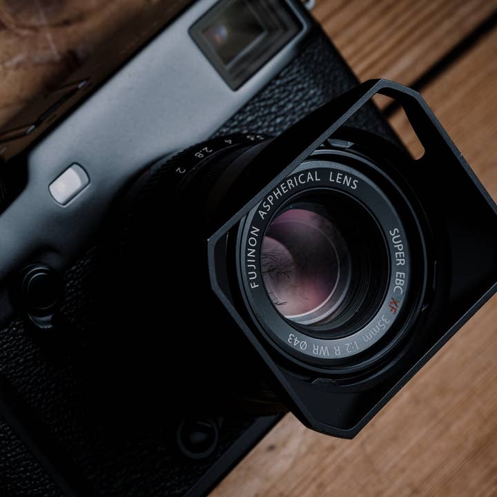 Squarehood - Wholesale Camera strap - Model V for Fujinon XF 23mm f2 / XF 35mm f2