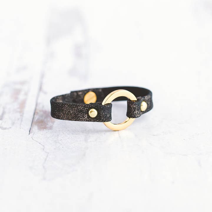 Giving Bracelets - Vente Bracelet jonc - Bracelet en cuir One Love - Doré7