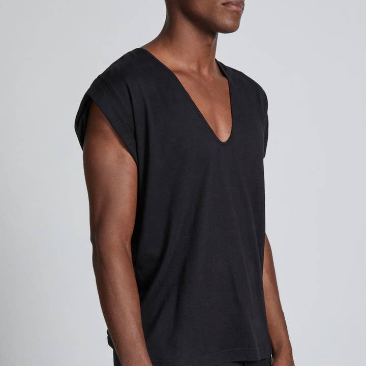 KYLE TEE SCHWARZ für den Großhandel von JacQ