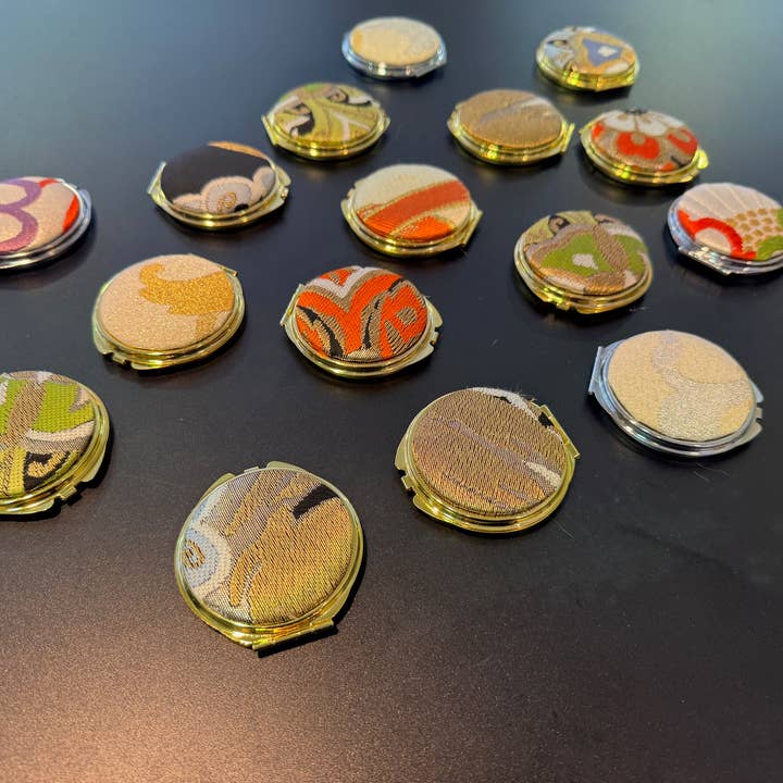 KOTO - Wholesale Compact Mirror - Kimono Obi Compact Mirror (Gold)5