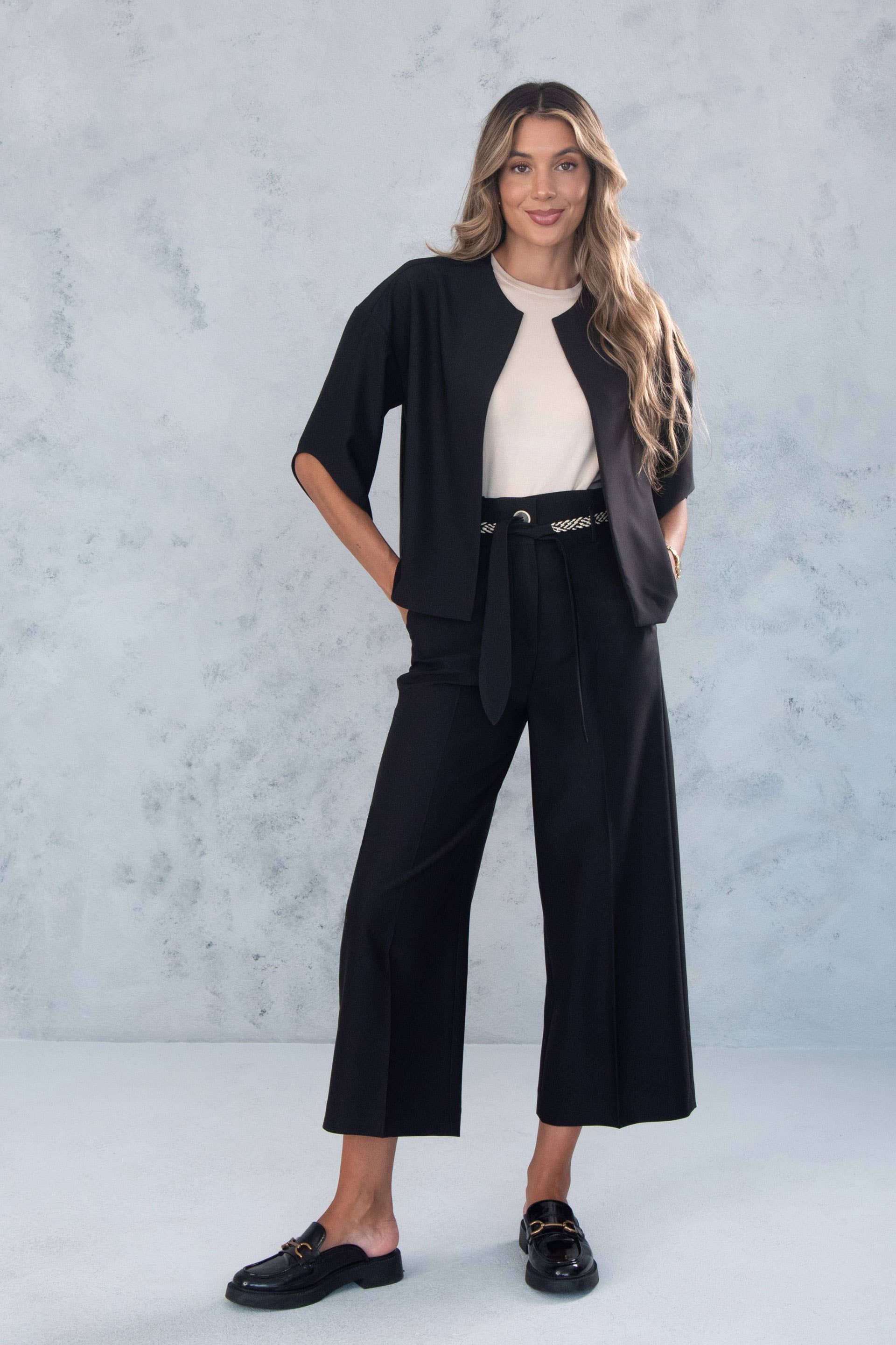 FERRACHE - Wholesale Jacket - Women's - Open fluid-cut jacket2