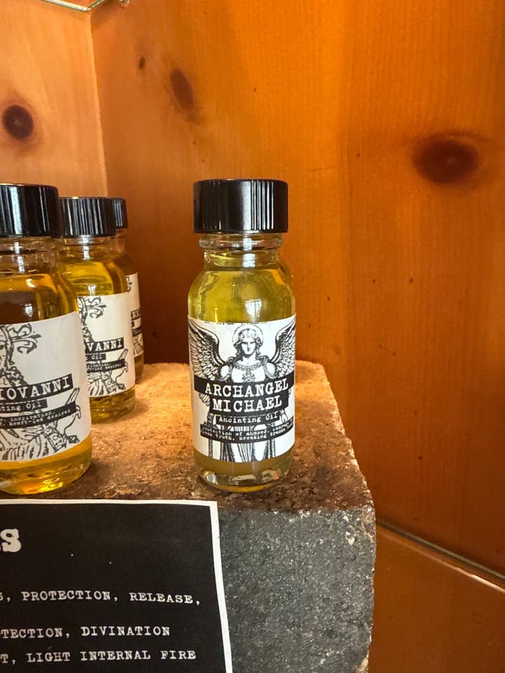 Archangel Michael Oil for wholesale by Widow