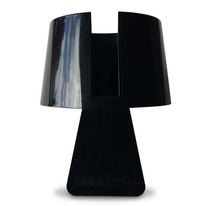 Mugworthy Sofa Stud®, le porte-gobelet révolutionnaire pour canapé, convient pour les tasses à café, les grandes tasses, les bouteilles et plus encore ! pour la vente par Sofa Stud