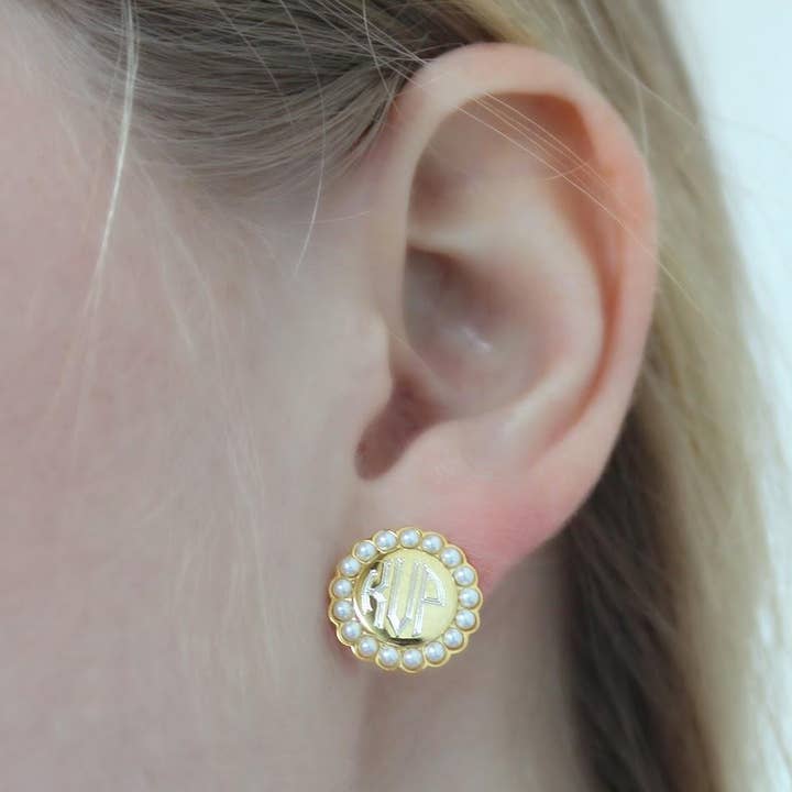 Atlanta Jewelers Supply – Großhandel Ohrstecker – Gravierbare Ohrstecker aus Sterlingsilber mit Perlenrand, Kreis1