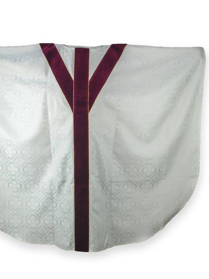 Casula bianca serie STA con motivi ricamati per la vendita all'ingrosso da parte di Village Gift Importers