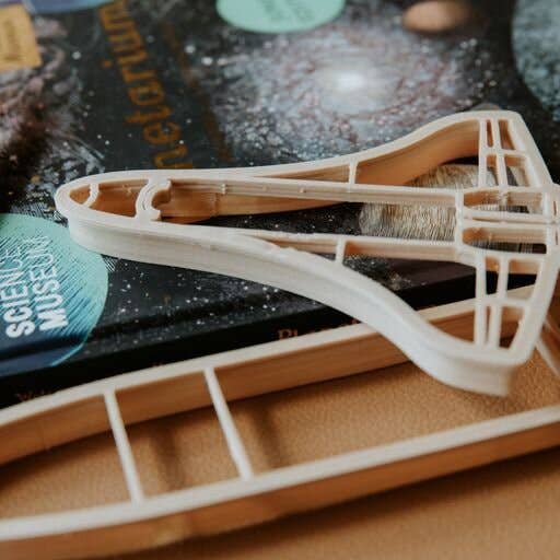 Kinfolk Pantry - Wholesale Speelgoedset - Kinderen - Space Shuttle Uitstekerset - Eco Speelklei Gereedschap1