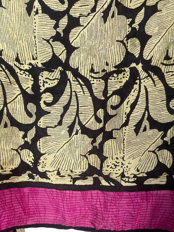 sariKNOTsari - Wholesale Outerwear Vest - Women’s - PRC7800 Avatar Pure Silk Versatile Vest1