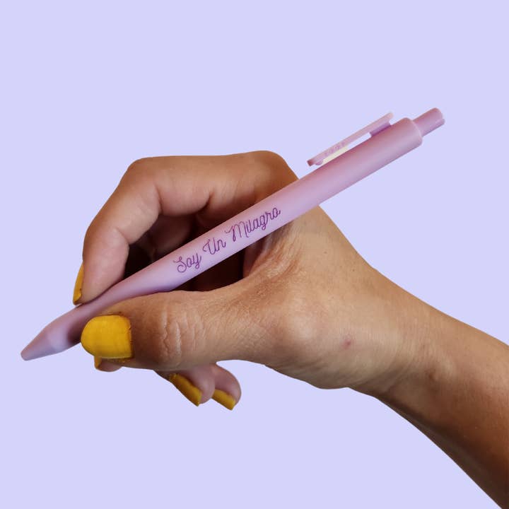 Soy Un Milagro pen met zwarte inkt voor wholesale door Ana Karen Loves Paper