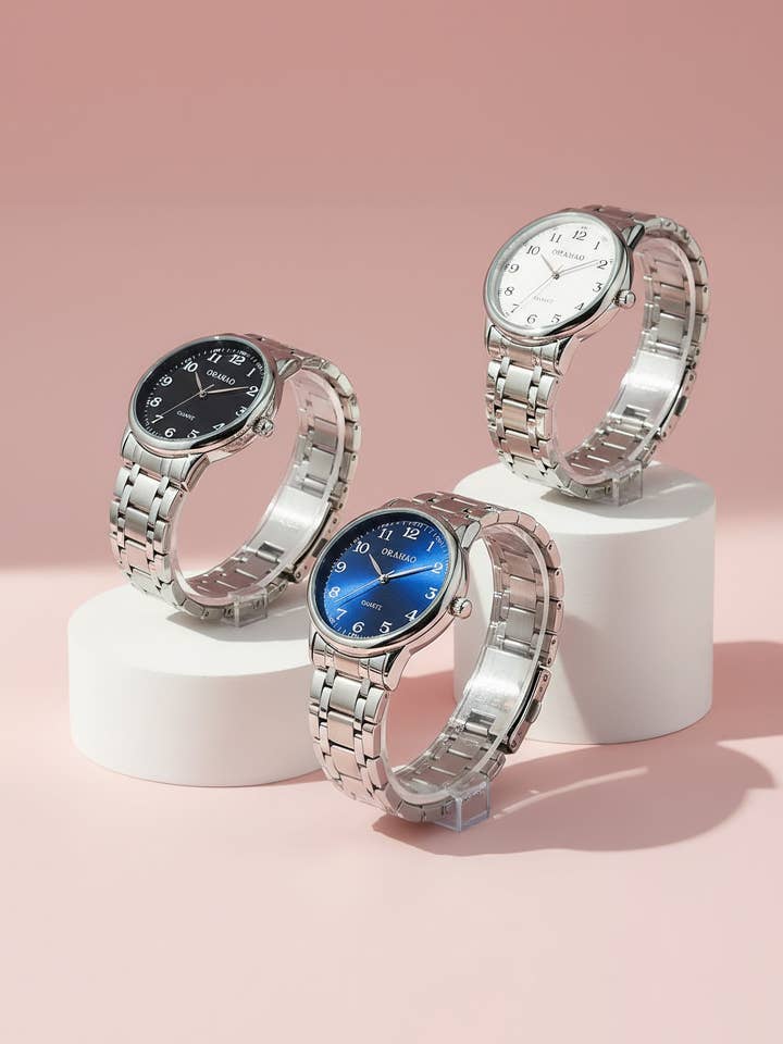 Montre classique pour homme à mouvement quartz avec cadran rond pour la vente par Arya Jewellery Wholesale