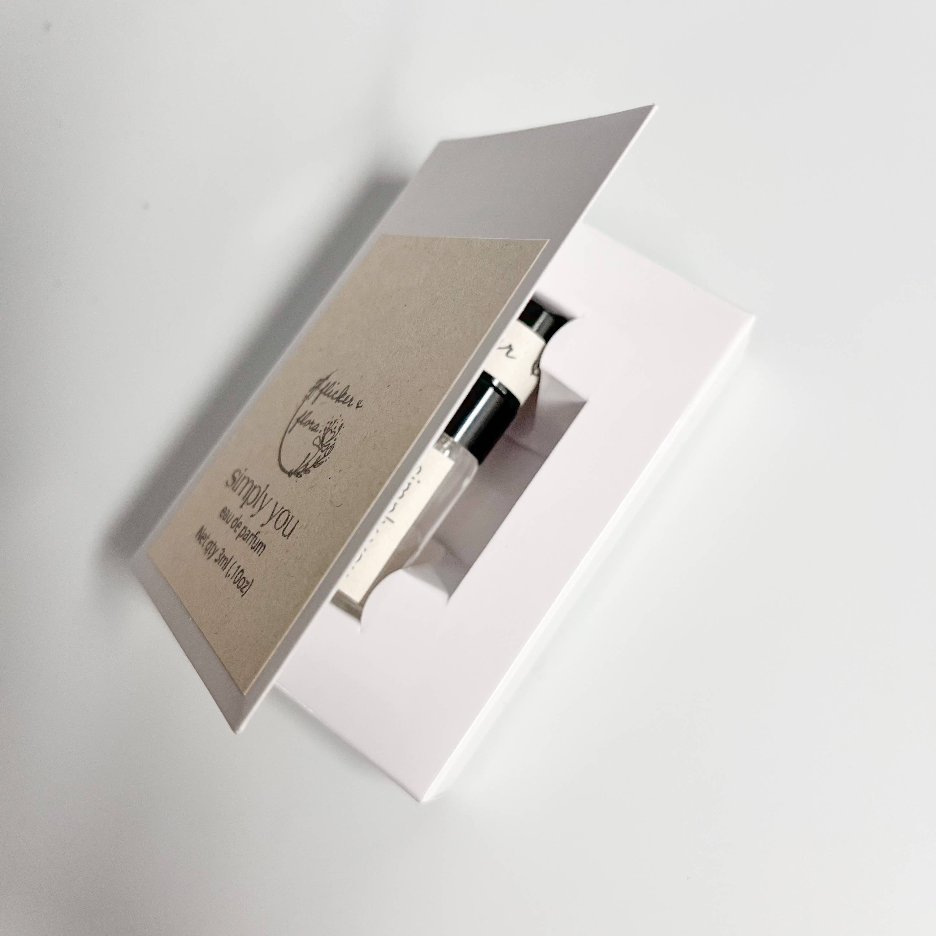 Pretty Simple Things, Co - Wholesale Perfume/Eau de Toilette - Luminaries Perfumes Sample Set10